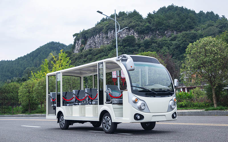 14座電動(dòng)觀光車(chē)
