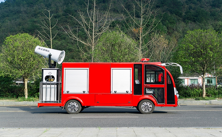 2座除塵車，道路降塵霧炮車